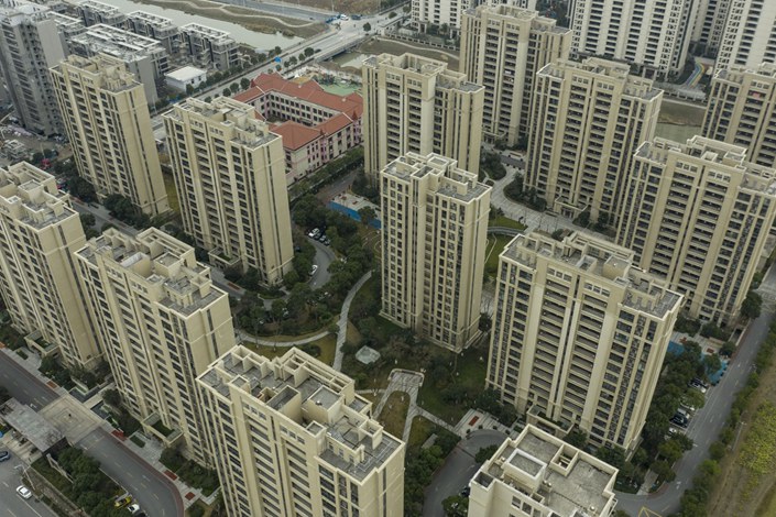A Shimao-developed residential complex in Shanghai on Jan. 8.  Photo: Bloomberg