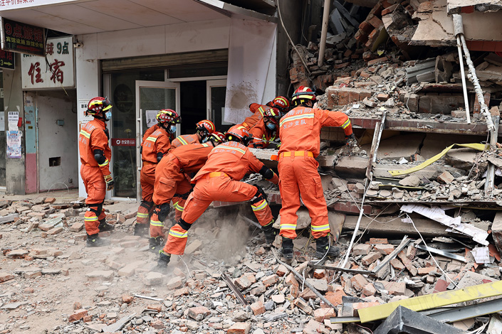 An eight-story self-built residential building collapsed in Changsha, Central China’s Hunan province, on Friday. Photo: VCG