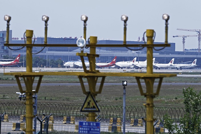 Passenger planes are seen at Hongqiao International Airport in Shanghai on May 16. Photo: VCG