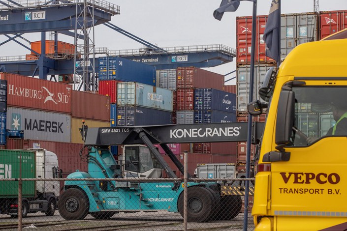 Shipping containers idled due to Russia sanctions, at the Port of Rotterdam in Rotterdam, Netherlands, on March 30. Photo: Bloomberg