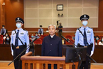 青岛“种树市长”张新起受审认罪 被控15年受贿1.55亿元