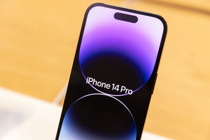 The Zhengzhou facility accounts for most of the world’s iPhone Pro supply and houses as many as 200,000 workers during the peak holiday season. Photo: Bloomberg