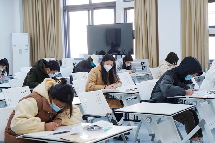 Students take China’s postgraduate entrance exam on Dec. 24 at a testing site in Hangzhou, East China’s Zhejiang province. Photo: VCG