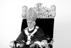 天主教荣休教皇本笃十六世95岁病逝 曾自叹身悬于新旧世界之间｜讣闻