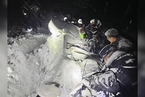 西藏林芝派墨公路一隧道发生雪崩 已致28人遇难