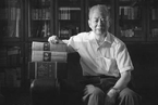 辞书编纂家和出版家、曾参与五版《辞海》编纂的巢峰去世，95岁｜讣闻