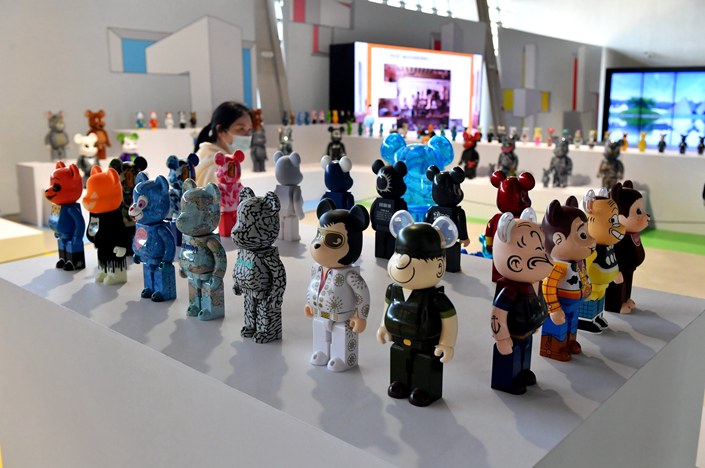 Be@rbrick figures sit on display on March 14 at an exhibition devoted to the toy in Fuzhou, East China’s Fujian province. Photo: IC Photo