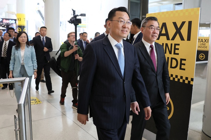 Xie Feng, China’s new ambassdor to the U.S., arrives at the John F. Kennedy International Airport in New York on Tuesday. Photo: The Paper/IC Photo