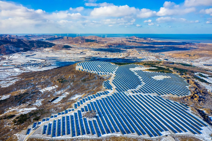 A vast solar power array covers a swath of Dalian, Northeast China’s Liaoning province, on Dec 17. Photo: VCG