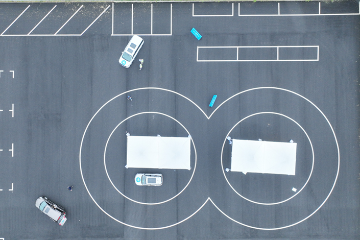 Autonomous vehicles carry out a parking test at Deqing Intelligent Connected Vehicle Testing Ground in Huzhou, Zhejiang province on June 17. Photo: VCG