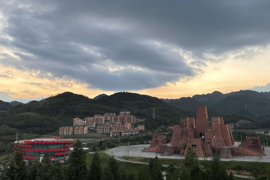 The sun sets over the resort town of Liupanshui in Southwest China’s Guizhou province. Photo: Courtesy of an interviewee