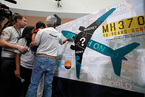 马来西亚拟重启MH370搜救 家属仍希望找到人