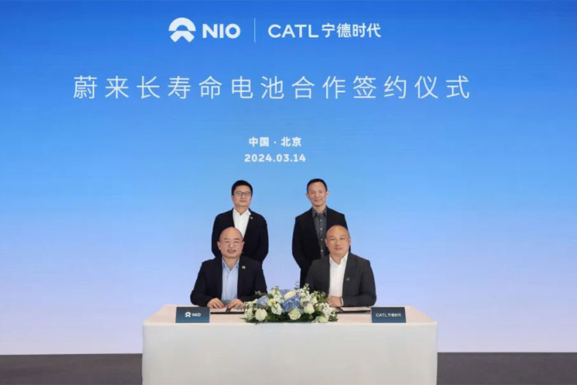 Nio and CATL signed a cooperation agreement Thursday in Beijing to develop batteries with a longer lifespan