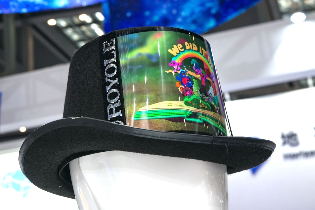 Royole’s flexible screen fashion hat was displayed at the 20th China International High-tech Products Fair in Shenzhen on Nov. 17, 2018. Photo: VCG