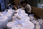 香港全面禁售一次性塑料制品 部分餐厅放弃外卖生意